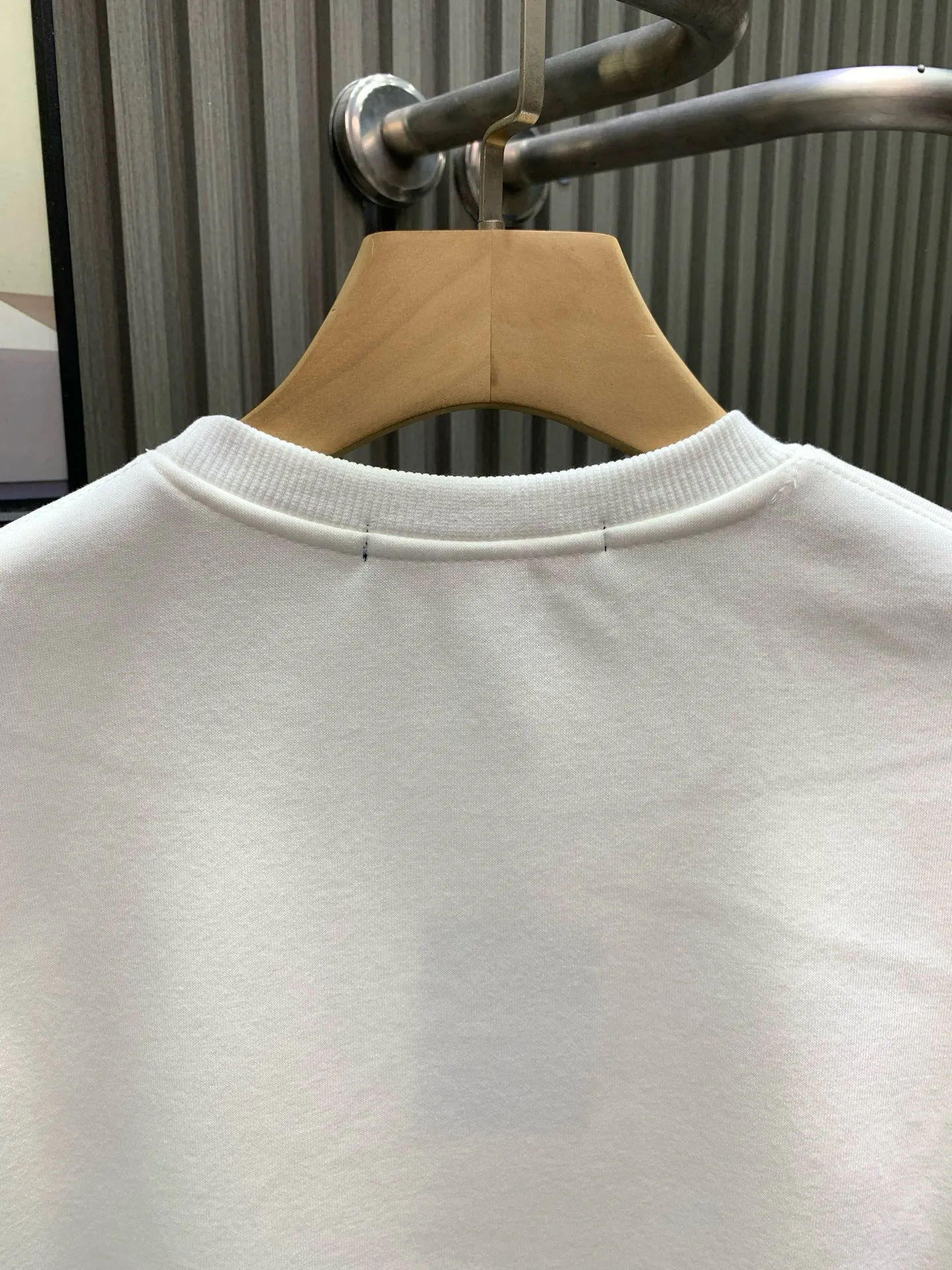 🅿️250 white